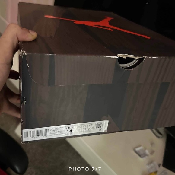 Jordan 5 Raging Bull - Picture 5 of 6